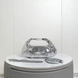 Picture of Balenciaga Handbags _SKUfw236284467fw
